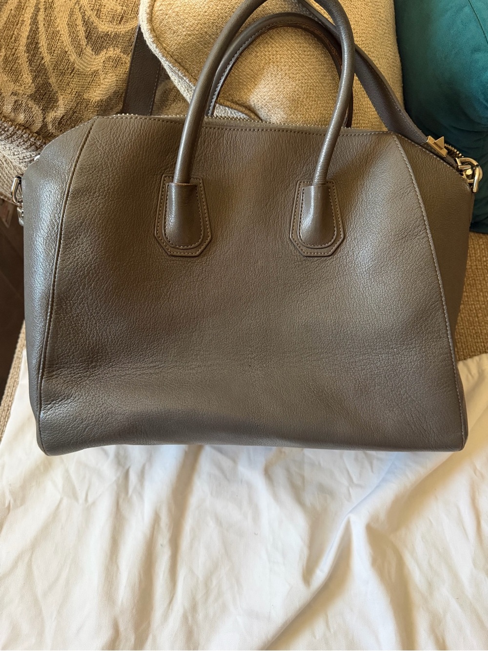 Givenchy Antigona Dark Gray Leather - Picture 4 of 12